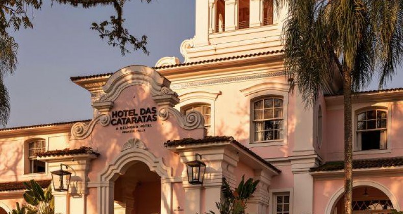 Conheça o hotel  do PR que superou o Copacabana Palace