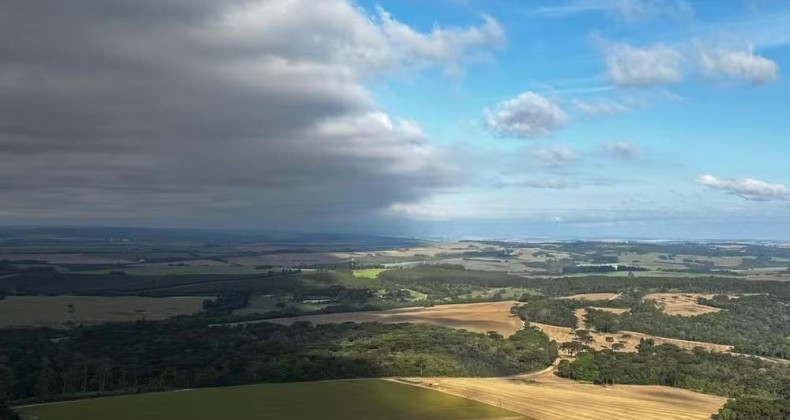 Chuva volta ao Paraná e deve atingir todas as regiões