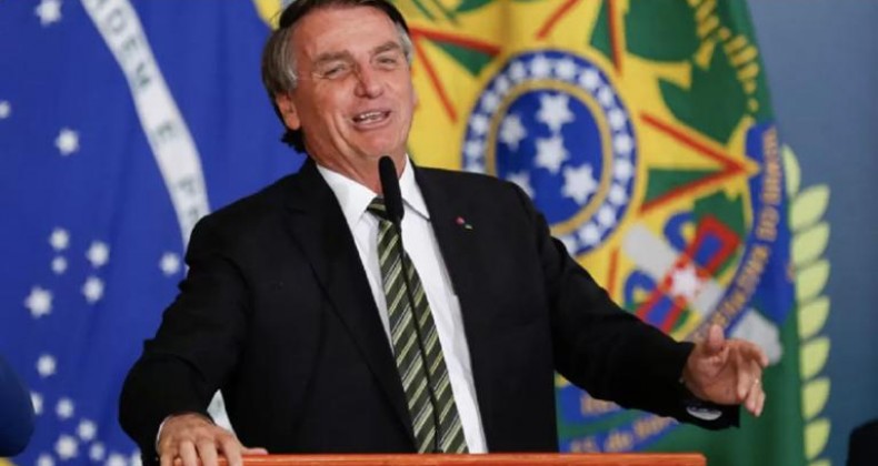 LULA surpreende, bate o martelo e define o que vai fazer com o SAQUE criado por Bolsonaro